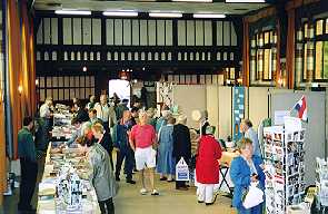 Recontre Internationale of the lacemakers(lacemaking machines): the traders