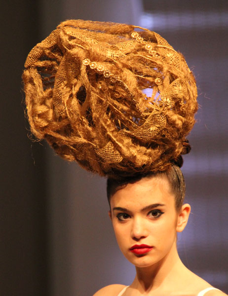 chapeau-det_0417.jpg (65425 octets)