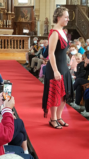 defile_154218.jpg (49895 octets)