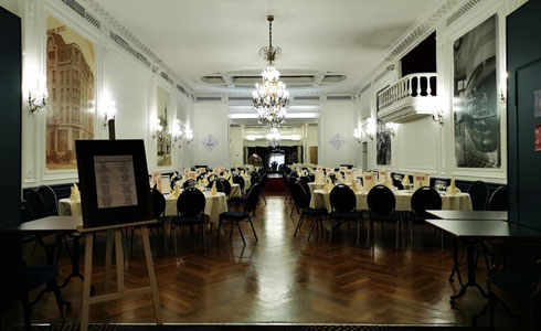 salle-grd_hotel2.jpg (37378 octets)